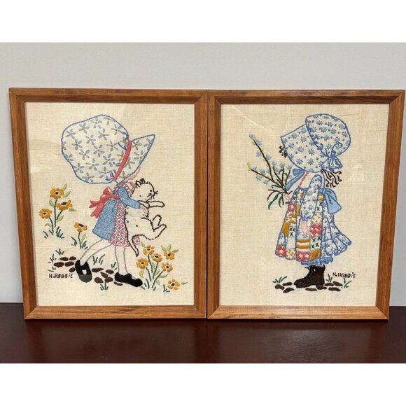 Pair of Vintage Framed Holly Hobbie Needlepoint Handmade Wall Decor Hugging Cat - Picture 1 of 13